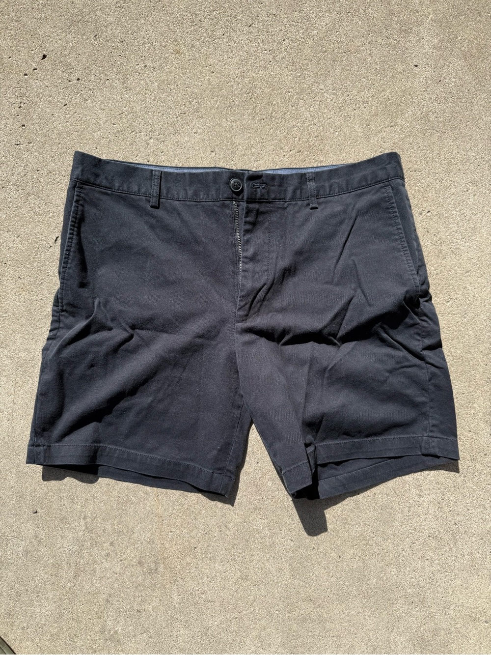 Club Monaco Black Flat-Front Men's Shorts